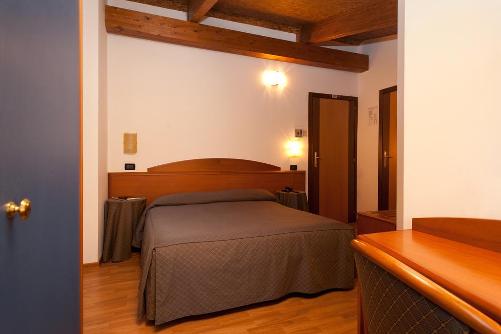 Casa Ferretti Di Ferretti Village Silvi Marina Phòng bức ảnh